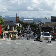 遠くからでも見える