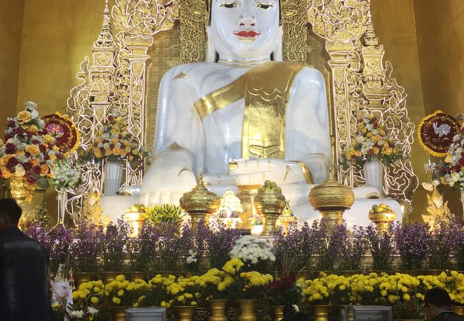 日没後に来ないと意味がない寺院