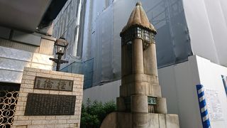 京橋の記念碑
