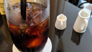 コーヒーはまぁまぁ美味しい