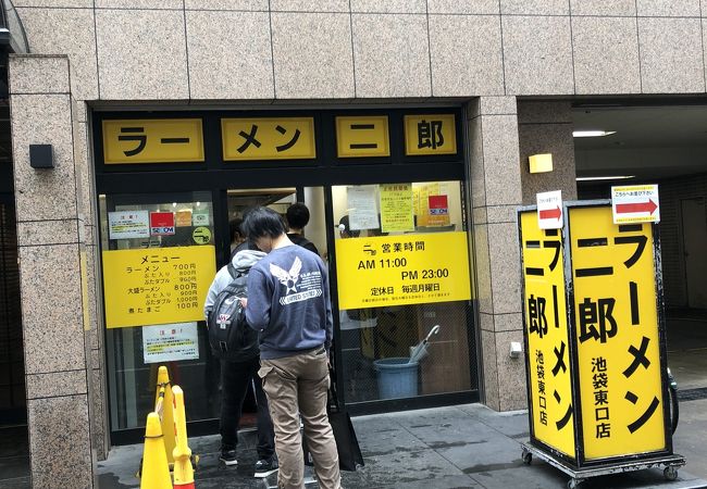 行列覚悟の人気店