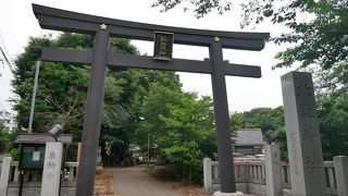 住宅街にある静かな神社