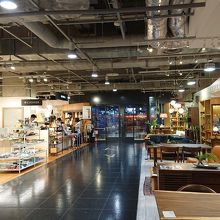 家具・インテリアのコーナーです。オシャレで楽しめます。