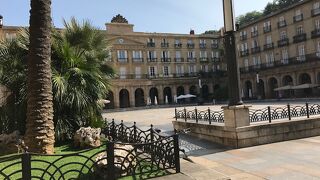 ビルバオの旧市街にある広場