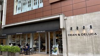 DEAN & DELUCA | カフェです