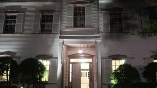 パッとしない洋館