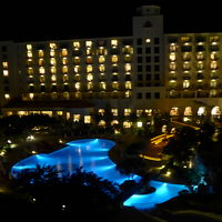 部屋から見たホテルの夜景　とても綺麗です