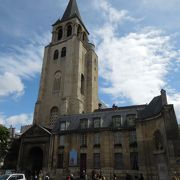 パリで現存する最古の教会
