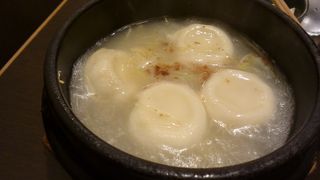 肉汁水餃子 餃包 六本木交差点