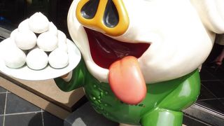 店内で食べようかそれとも外で？？？？