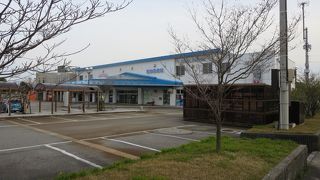 夕方でひっそり