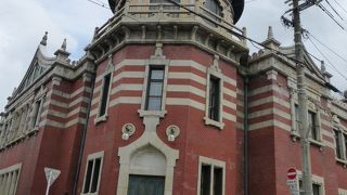 綺麗なレンガ造りの建物でした