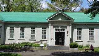 旧昆虫学及び養蚕学教室？