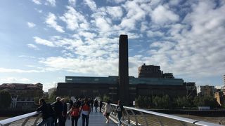 箱からワクワク大興奮