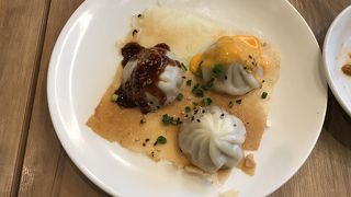 羽根付き小籠包