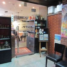 ビルの３階　直ぐです