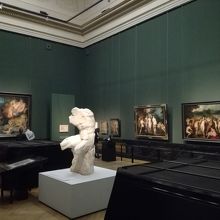 ２０１７年１２月ルーベンス展開催時の館内。一部を除き撮影可能