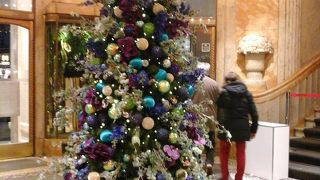 クリスマスシーズンの飾りがきれい