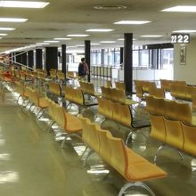 ターミナルビル