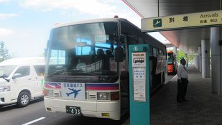 釧路市内と釧路空港を結ぶリムジンバス