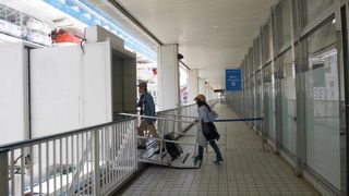 ポートターミナル