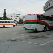 新竹轉運站に停まる新竹客運の高速バス