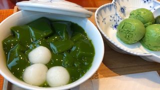 最初に出てくる煎茶がこだわりの逸品