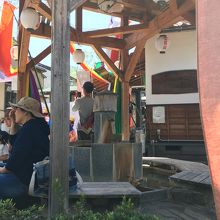 温泉を飲むことができる