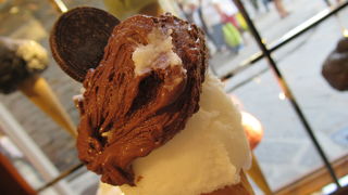 チョコレートは食べるべし