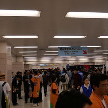 会場内風景。４年前に比べ大盛況でした。