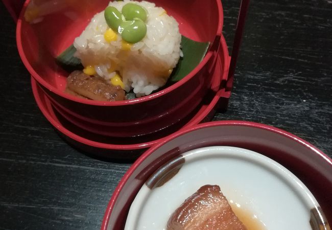 お料理が美味しくて接客も良心的な沖縄日本料理のお店