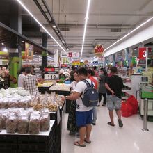 ビッグC (ラチャダムリ店)