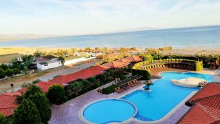 リゾート地　アイワルクに1泊