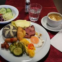 朝食野菜も色々ありました