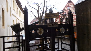 説明パネルに日本語表記があります