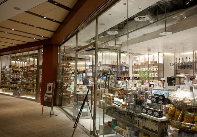 Dean Deluca Market Stores 六本木 クチコミ アクセス 営業時間 六本木 フォートラベル