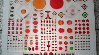 6月３０日までフィンランド陶芸展とマリメッコ店があります。写真撮影できました。