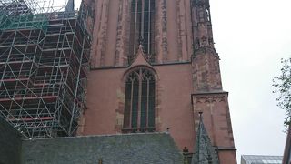 レーマー広場からすぐの教会