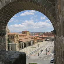 城壁から撮影したサン・ビセンテ聖堂