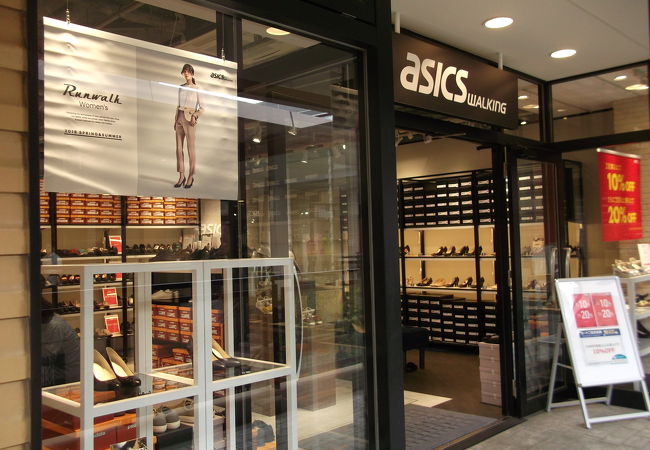 リーバイス ファクトリー 三井アウトレットパーク幕張店 クチコミ アクセス 営業時間 幕張 フォートラベル リーバイス ファクトリー 三井アウトレットパーク幕張店 クチコミ アクセス 営業時間 幕張 フォートラベル