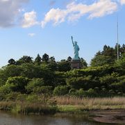 なぜか、ここに自由の女神が。