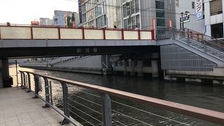 道頓堀橋のとなり