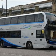 運行本数が多くて便利。車両は疑問符。