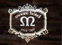 The Moore Hotel 写真