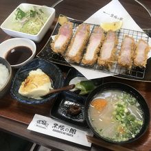 特上とんかつ定食