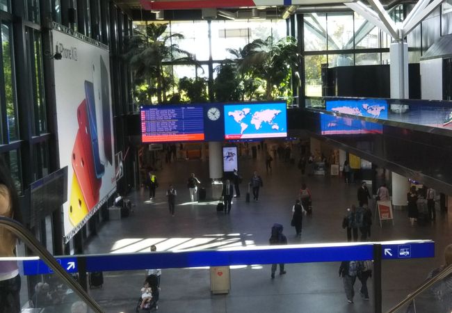 ジュネーブ国際空港 Gva クチコミ アクセス 営業時間 ジュネーブ フォートラベル