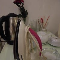 役に立つアイロン、アイロン台もあります