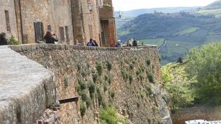 オルチャ渓谷の眺め