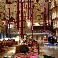 タイらしい雰囲気のロビー