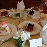 ケーキ以外にワインも